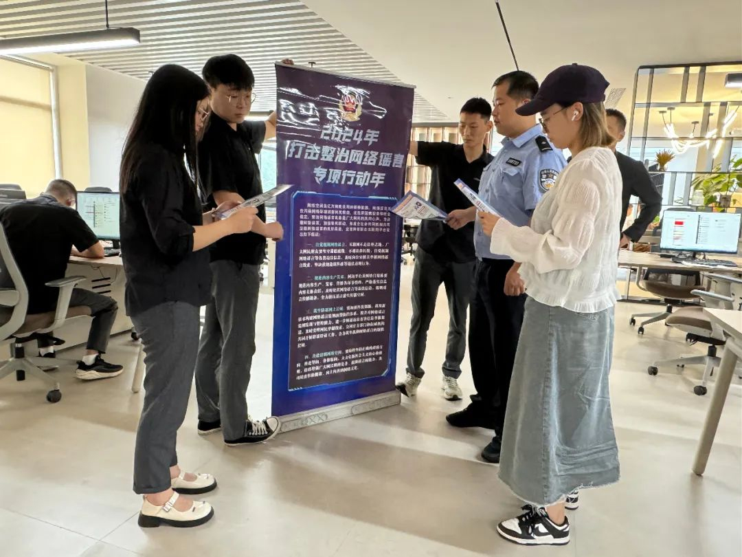 乐臣木门丨7月品质安全月，用行动捍卫品牌